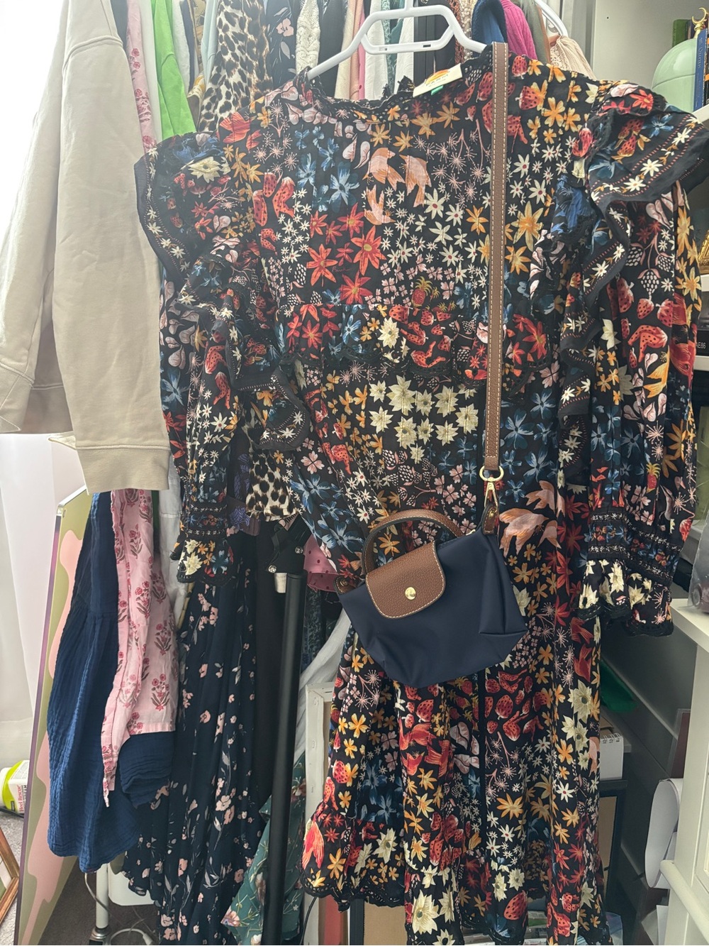 FARM Rio Black Multi-Color Floral Puff-Sleeve Midi Dress with purse - Picture 4 of 5